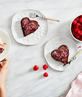 Chocolate & Raspberry Love Cakes