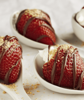 Strawberry Cheesecake Bites