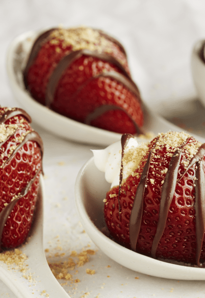 Strawberry Cheesecake Bites