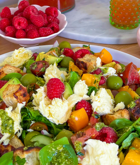 Berry Rocket Salad