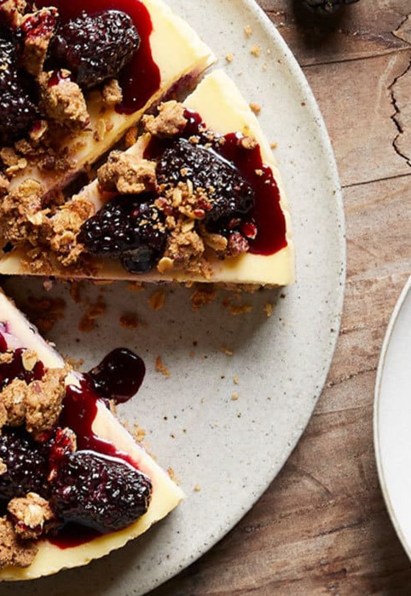 Blackberry Crumble Cheesecake