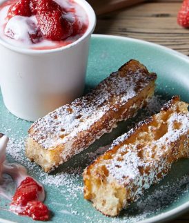 French Toast with Strawberry Yoghurt