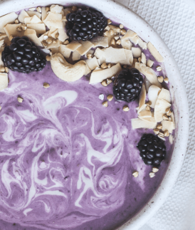 Blackberry Cashew Smoothie Bowl
