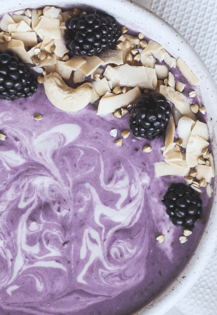 Blackberry Cashew Smoothie Bowl