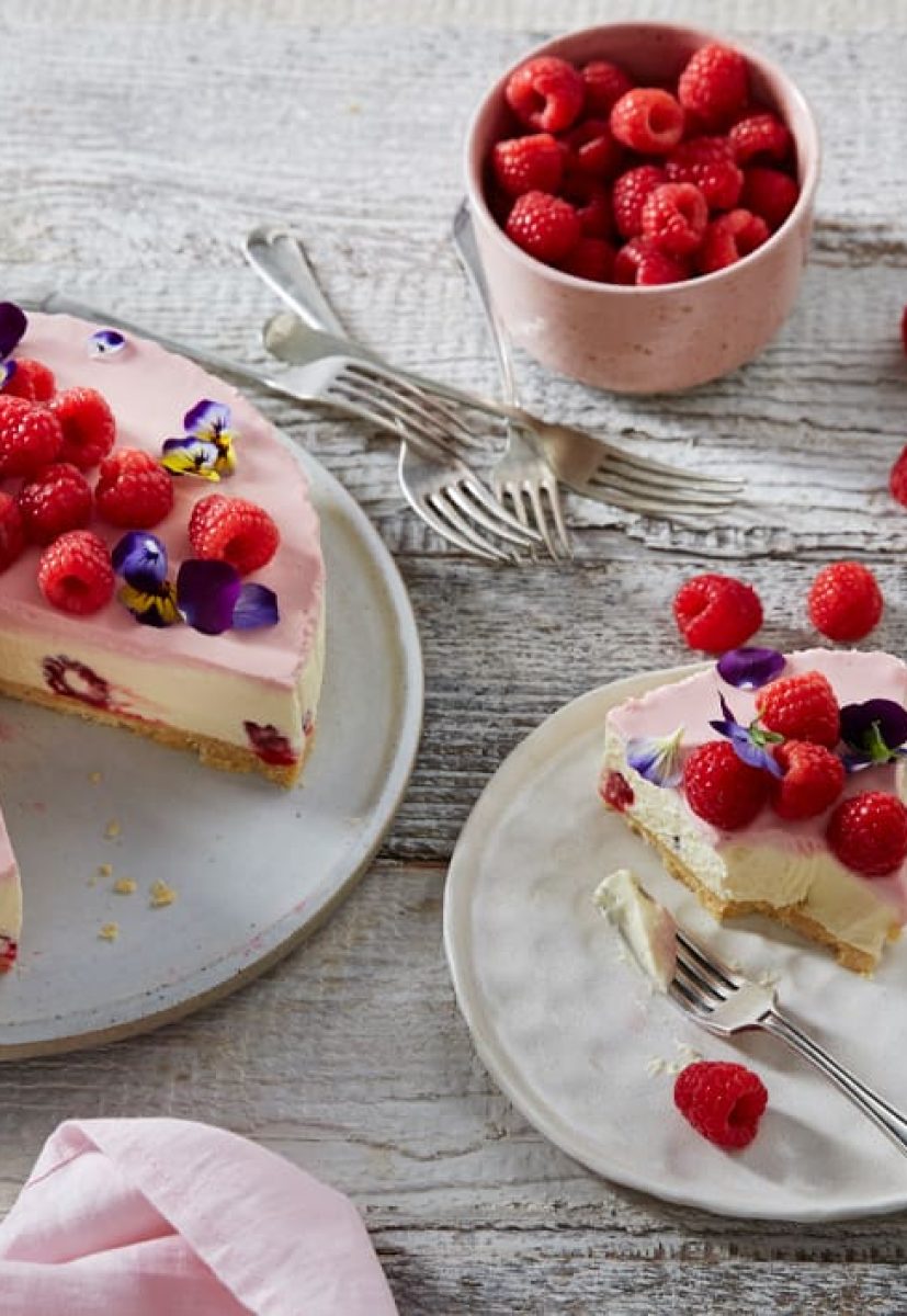 No Bake Raspberry & White Chocolate Cheesecake