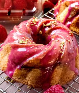 Mini Raspberry Tea Cakes