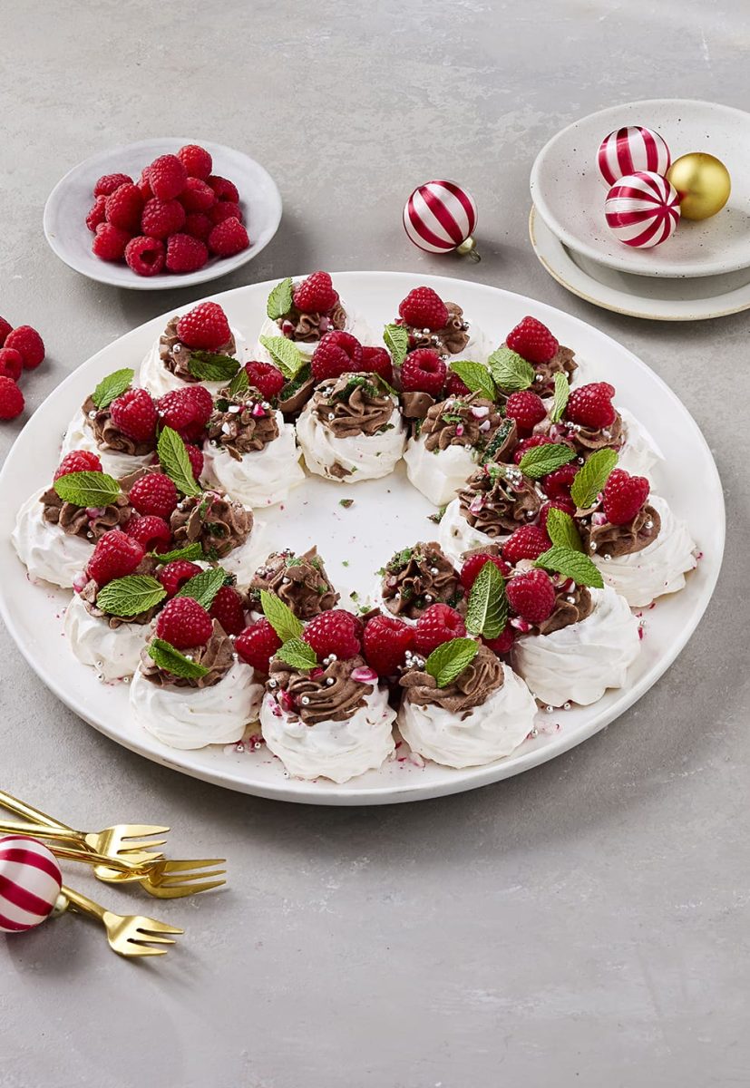 Raspberry Pull-apart Pavlova Wreath